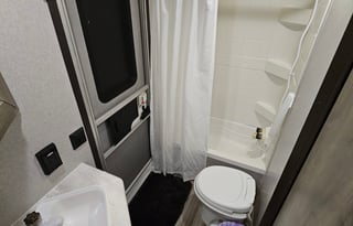 "THE PUMA" - Upgraded Queen + 2 Full Bunks