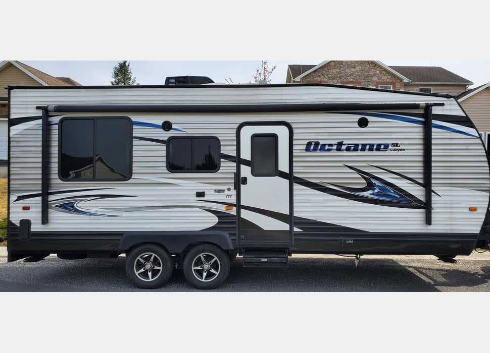 Toy Hauler rentals in Herndon