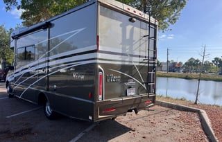 Beautiful, easy to drive escape-mobile.