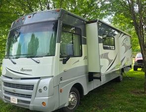 Winnebago Sightseer 33C
