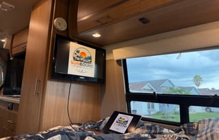 Luxury Mercedes Camper Van | Sleeps 4 | Generator