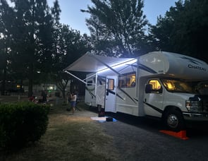 Thor Motor Coach Chateau 31EV