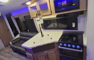 2023 Grey Wolf  (delivery only)