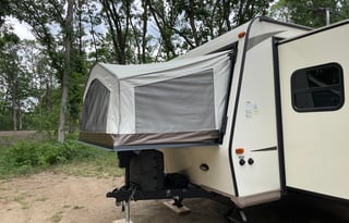 2016 Forest River RV Rockwood Roo 233S