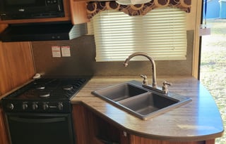 MOJO'S RV 2016 Trail Runner