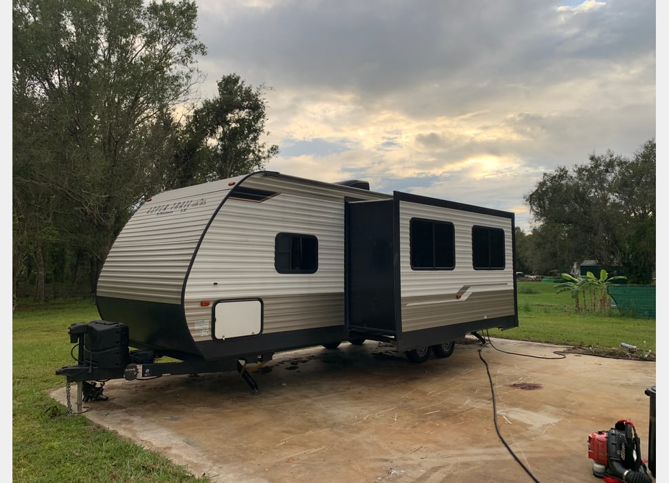 Travel Trailer rentals in Sebring