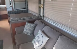2002 Fleetwood RV Bounder 31W