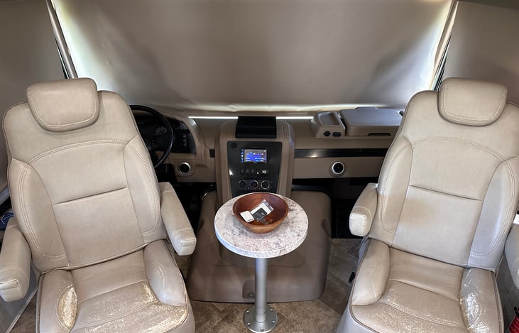 Driver and Passenger seat swivel for additional living room seating.