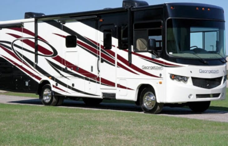 Super Nice, Fully Stocked 34' Class A w 3 Slides | RVshare