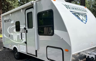 2017 Winnebago Micro Minnie 1700BH
