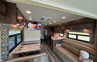The Glamp Champ - Luxury on Wheels
