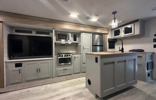 2022 Heartland North Trail 33RETS