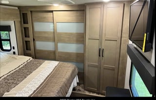 Raptor Retreat|King Bed| 1.5 baths|Sleeps 7
