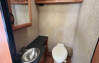 2018 Thor Majestic Ford E-450 V10