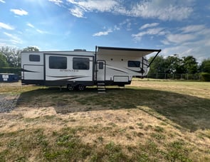 Keystone RV Sprinter 32BH