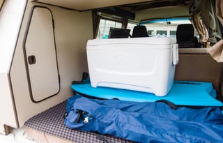 Hawaii Camper Van! Classic VW Pop-Top 5 minutes from Honolulu Airport on Oahu