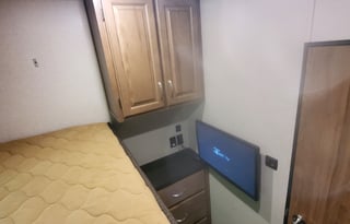 WHY CAMP, WHEN YOU CAN GLAMP?!