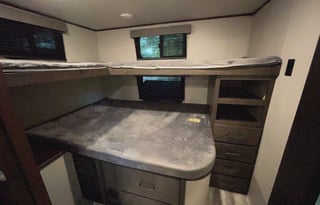 (Unit 25) Transcend Explor w/ Bunkhouse and Outside kitchen