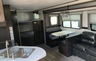 CAMPER YOU PICK UP OR WE DELIVER TO YOUR LOCATION