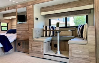 Meet Mellie-Belle! 2020 Jayco Melbourne Prestige