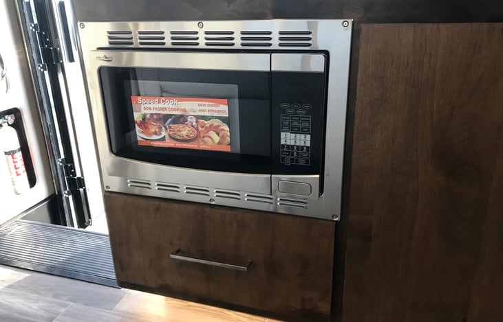 convection oven / microwave