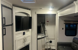 2022 Dutchmen RV Astoria 2903BH