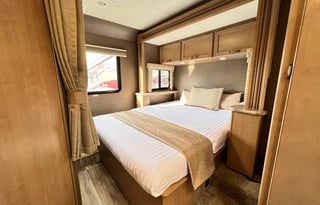 2018 28ft Thor Motor Coach Freedom Elite