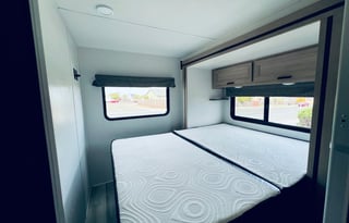 SUPER CLEAN 2025 FORESTER LE 24' (PET FRIENDLY)