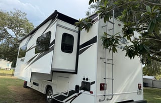 2020 Jayco Redhawk | Disney Ready | Sleeps 6