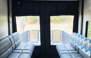 Family & Pet Friendly Toy Hauler Off Grid Capable