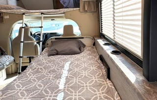 2023 Thor Motor Coach Freedom Elite 30FE