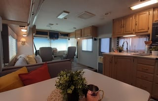 **** Delivery Only Winnebago ****