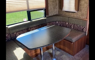 2014 Coachmen Freedom Express LTZ