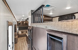 2021 Jayco North Point 377RLBH