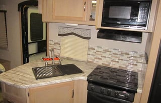 2020 Winnebago Minnie Winnie 25B