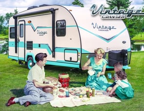 Gulf Stream RV Vintage Cruiser 19RBS