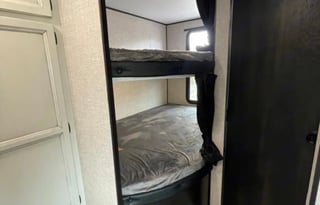 Jayco Jay Flight Baja 267BHS - Family Approved!