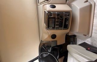 2020 Thor Motor Coach Vegas 25.6