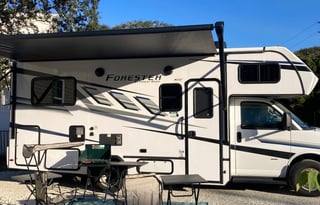 Arwen, the pet friendly lady of the woods