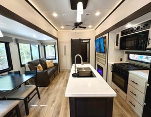 Forest River RV Sabre Cobalt 38DBL