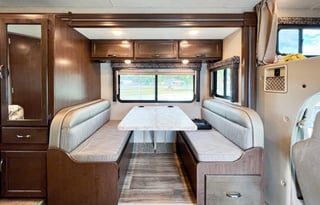 2020 Thor Motor Coach Freedom Elite