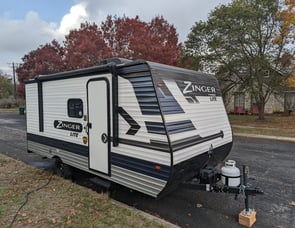 CrossRoads RV Zinger Lite ZR18BH