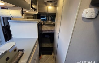 FOUR TENS- 2025 Thor Motor Coach Tranquility 19M
