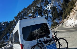 "Baby Beluga" 20ft MB Sprinter Glampervan
