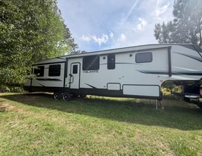 CrossRoads RV Volante 375MD