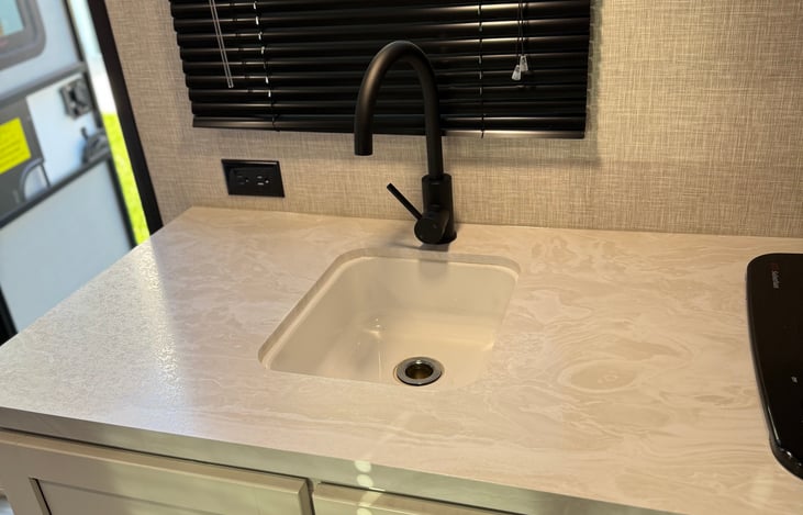 Farm style deep sink