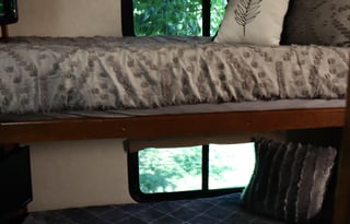 King-Size StarLink Class-A Cruiser!