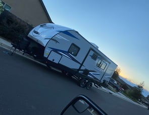 Forest River RV Cherokee Alpha Wolf 22SW-L