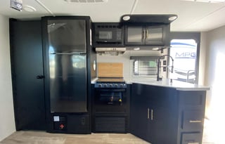 2022 Forest River Cherokee Black Label 29TEBL