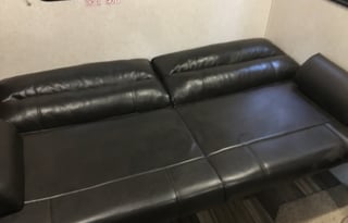 AGA 2 -	2017 Jayco Jay Flight SLX 245RLSW